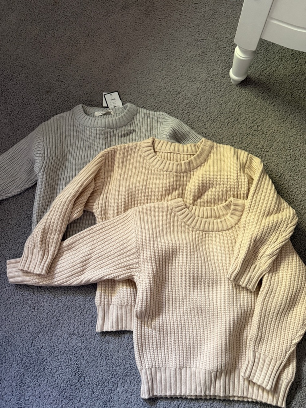 NEW Classic Crewneck Ribbed Sweater - Cream & Light Gray SIZE 3T
